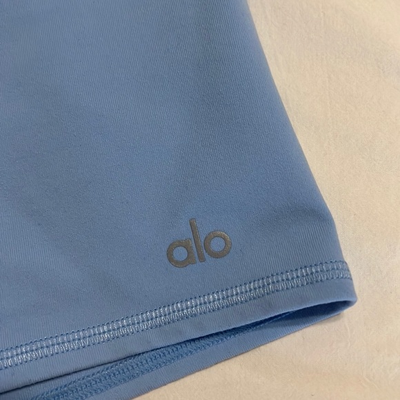 Alo Yoga Biker Shorts - Picture 4 of 5